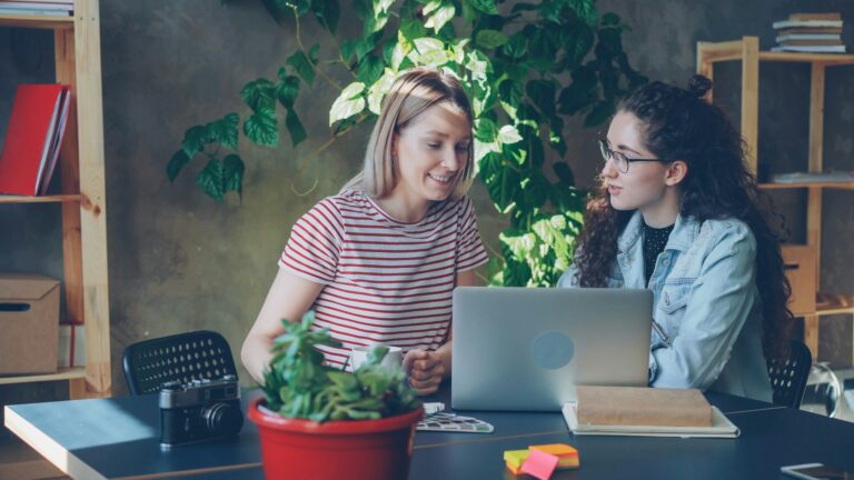 Qu’est-ce que l’User Generated Content (UGC) ? Définition et enjeux marketing