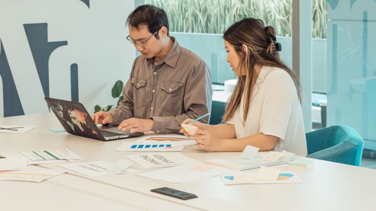 Low-code vs no-code : quelles différences fondamentales ?